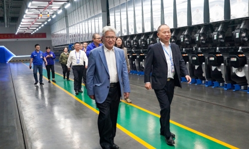 国家工信部节能与综合利用司司长黄利斌莅临尊龙凯时恒超调研指导
