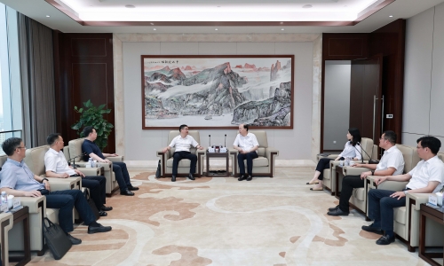 长兴县委副书记、县长朱伟莅临尊龙凯时调研