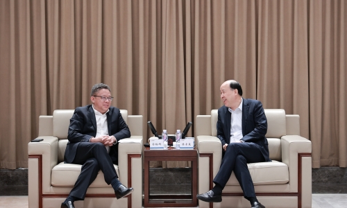 兴业银行杭州分行行长俞裕辉莅临尊龙凯时调研