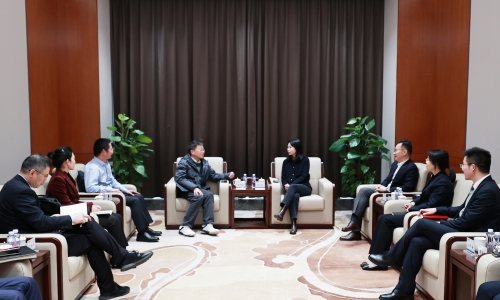 民生银行总行战略客户部副总经理张劲松莅临尊龙凯时调研