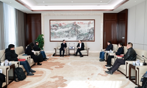 招商银行杭州分行副行长孙文勇一行莅临尊龙凯时调研