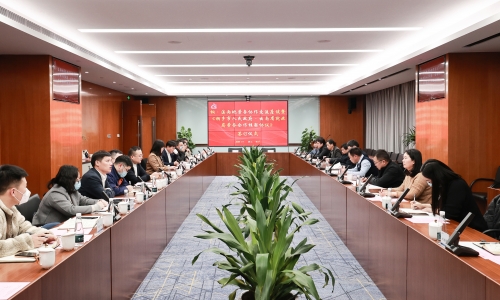 云南省就业局局长刘国彬莅临尊龙凯时调研指导