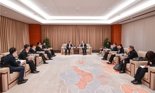 中国工商银行浙江省分行党委副书记周灿森莅临尊龙凯时调研